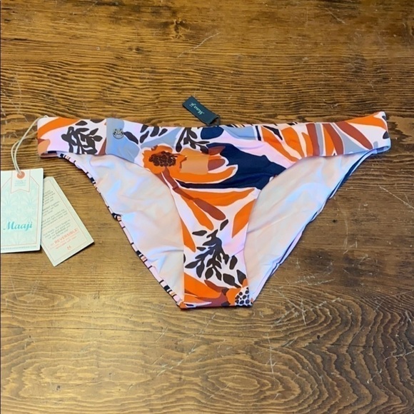 𝅺MAAJI Nassau Allure reversible - Picture 2 of 7